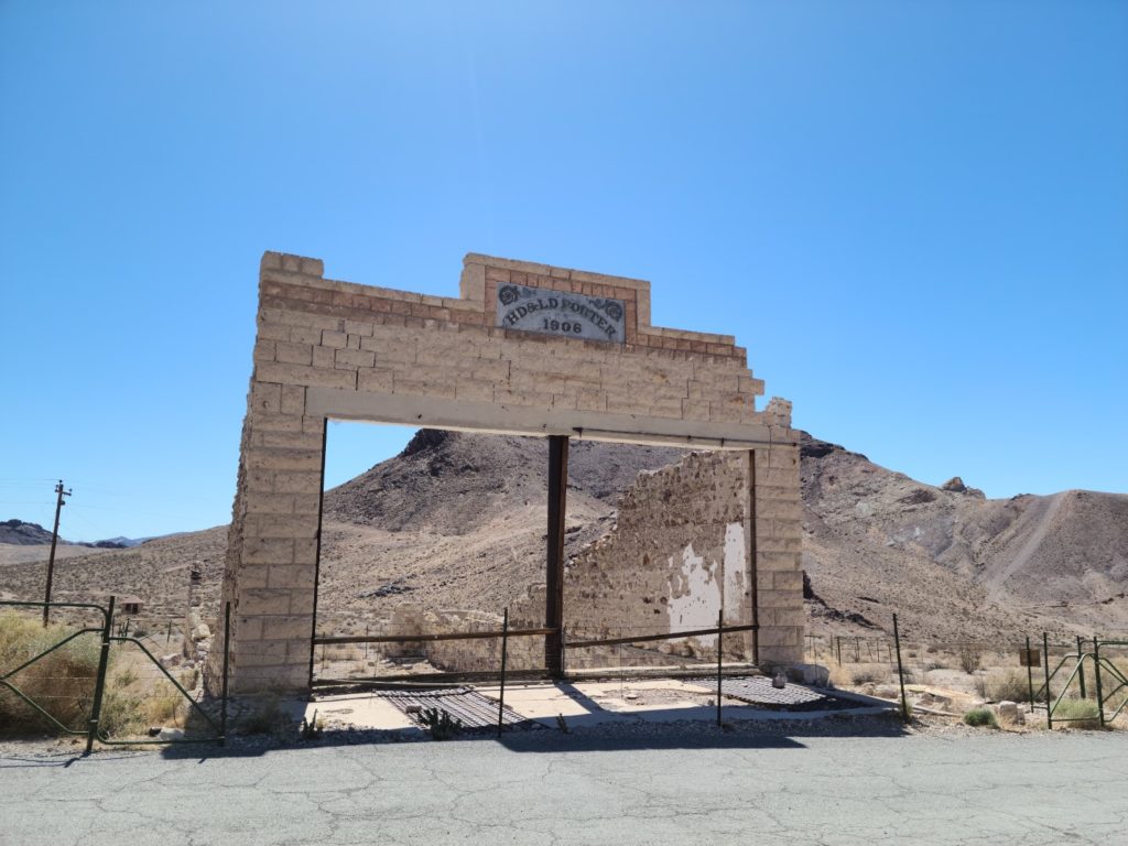 Rhyolite ruins